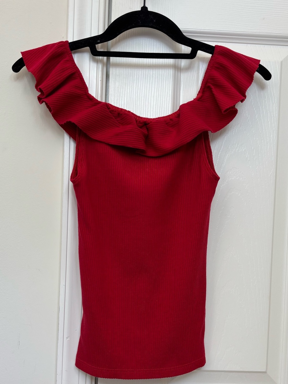 Reformation Roxanna Ruffle Neck Ribbed V Neck Top - Picture 2 of 6